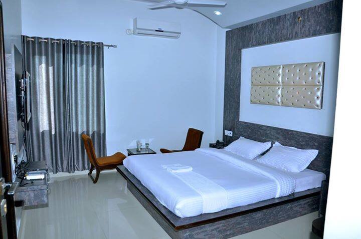 Karam Hotel, Hoshiarpur 4